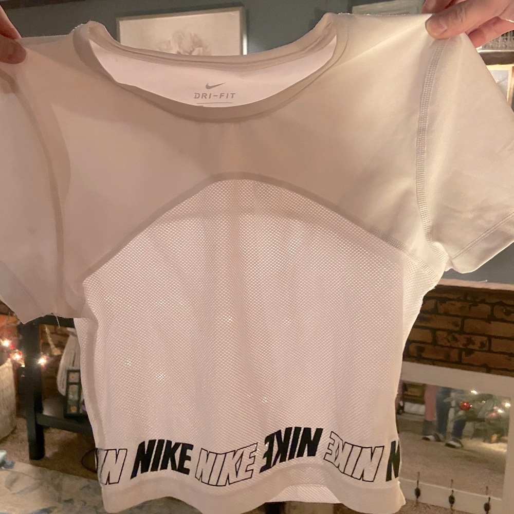 NIKE workout top